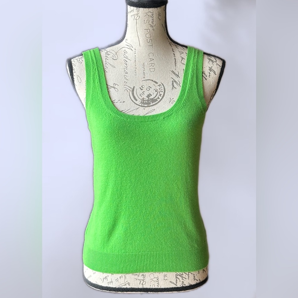 LILY PULITZER Cashmere/Wool Sweater Vest, never worn (S)
